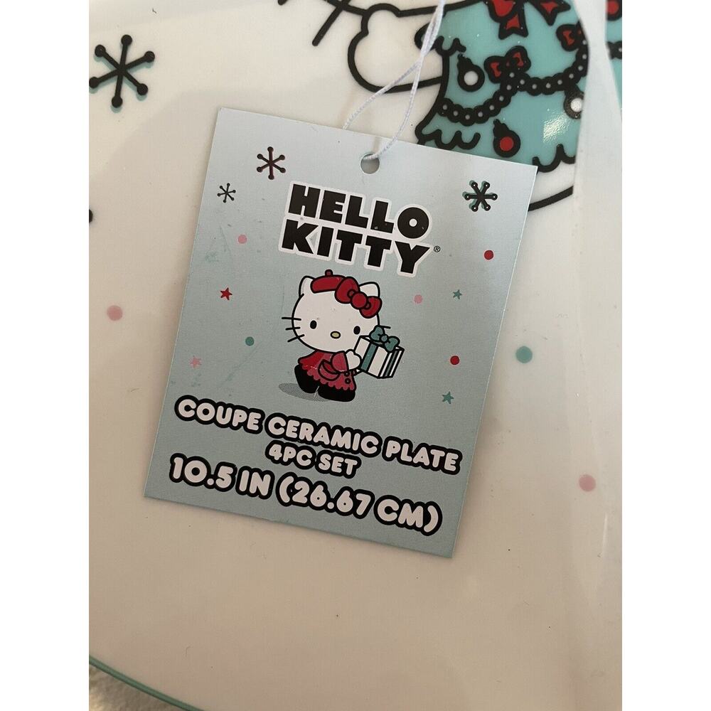 NWT Hello Kitty‎ Set Of 4 Ceramic 10.5” Dinner Plates Christmas - Picture 3 of 4